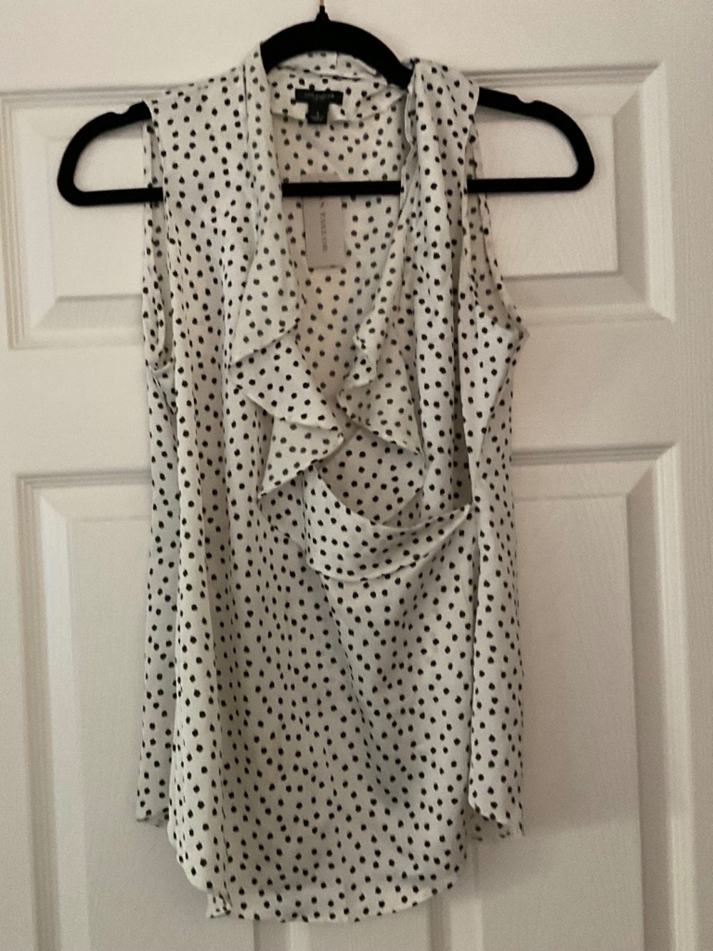 Ann Taylor polka dot size 4 top retail 78 NWT